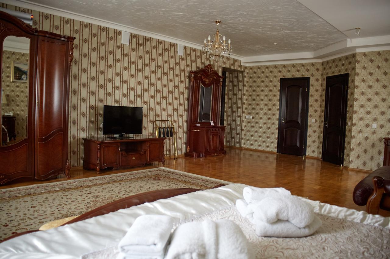 Garden Hall Ternopil Exterior photo